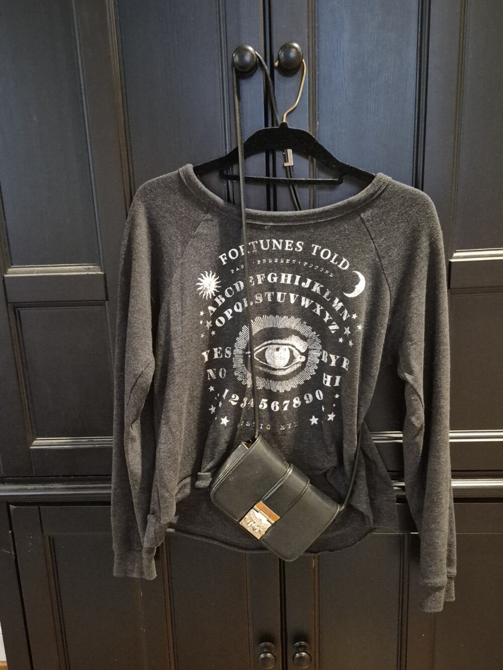 Modern Lux Black 'Fortunes Told' Graphic Crewneck Sweatshirt